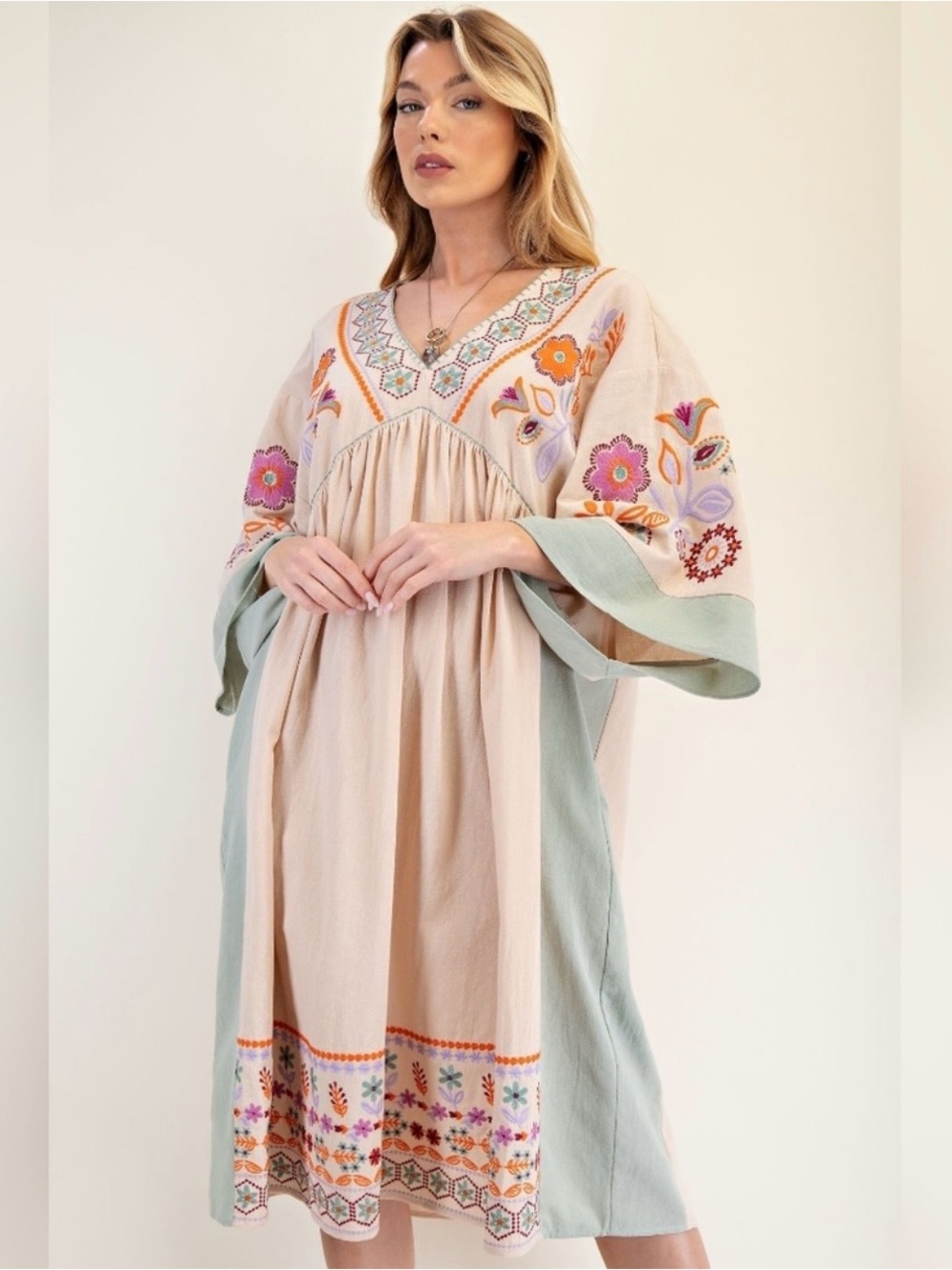 Easel Cotton Oversized Boho
Cotton floral Embroidered dress in
Oatmeal sage